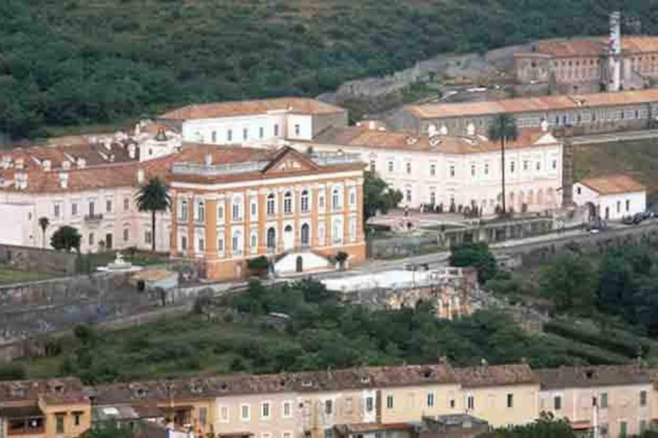 Apartmán L'Approdo Del Re Caserta Exteriér fotografie
