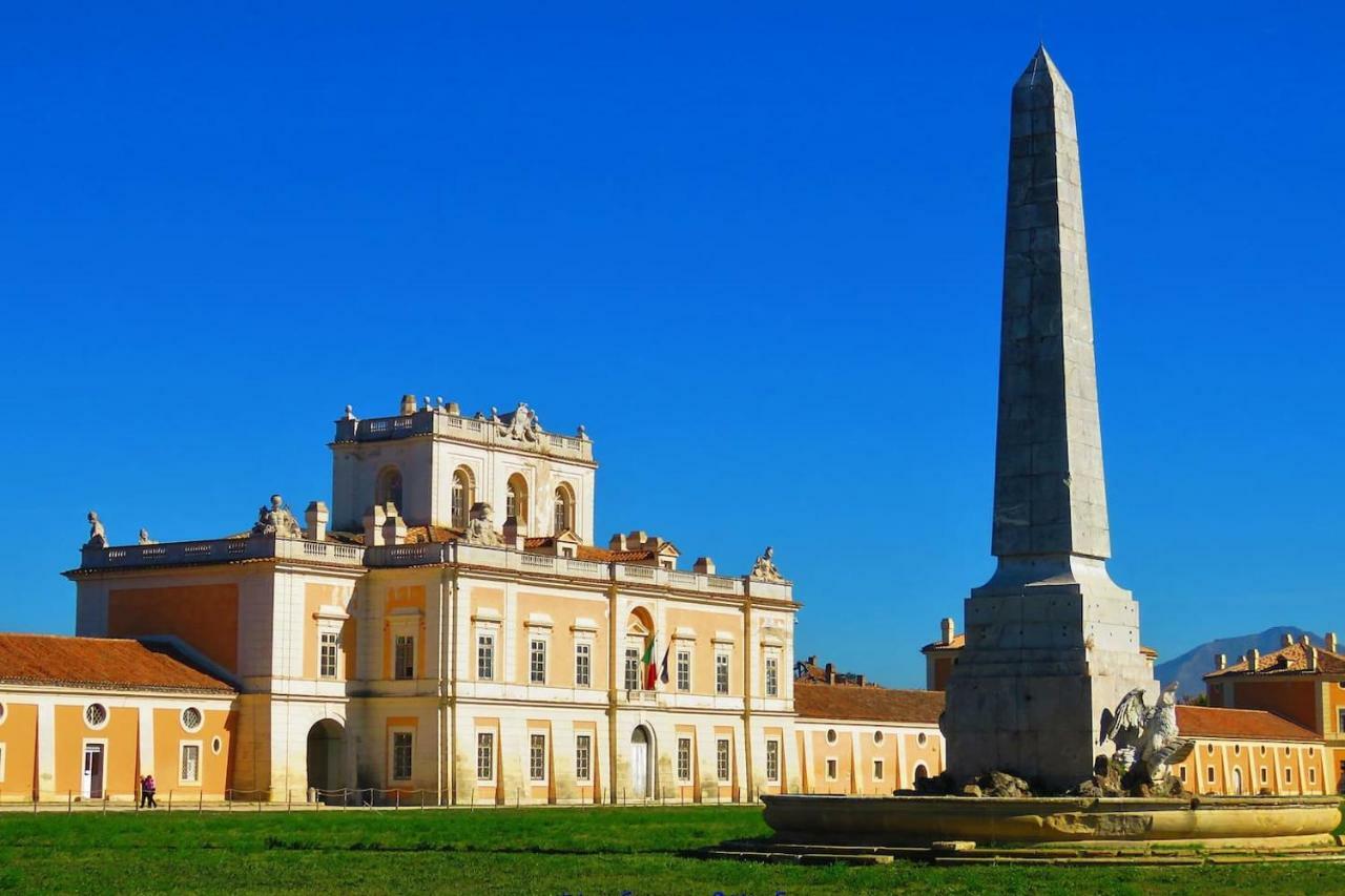 Apartmán L'Approdo Del Re Caserta Exteriér fotografie